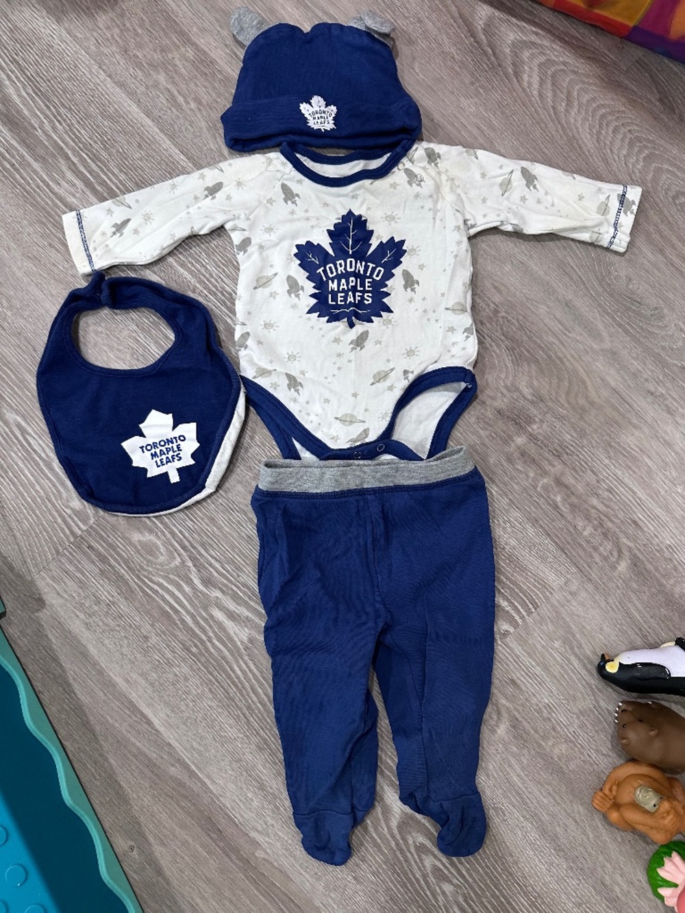 Toronto Maple Leafs 0-3 months Baby Clothes